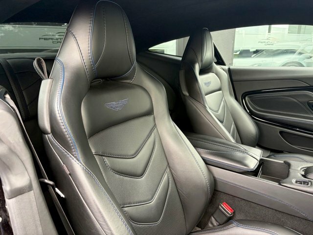 Aston Martin DBS 5.2 V12 Biturbo Superleggera Coupe Black #4