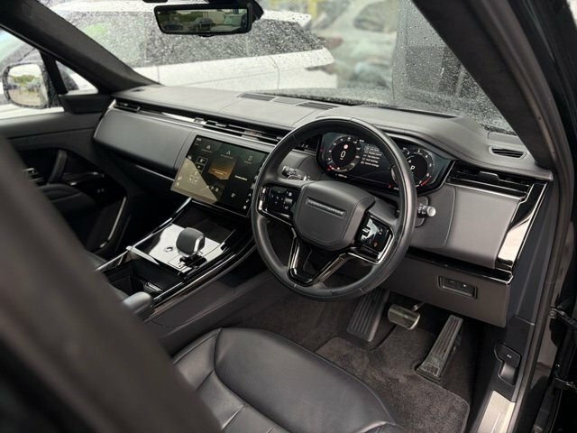 Land Rover Range Rover Sport 3.0 P460e 38.2Kwh Suv Plu SJ24DVO Black #5