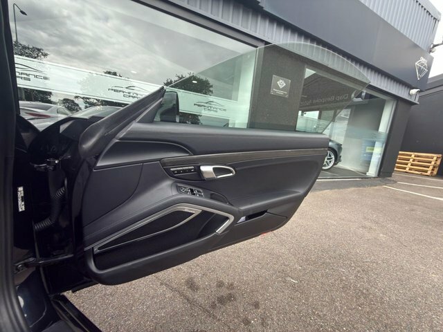 Porsche 911 Carrera 4 Gts Pdk Blue #43