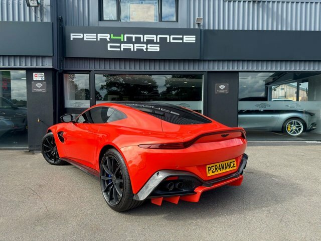 Aston Martin Vantage V8  #14