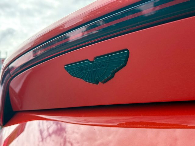 Aston Martin Vantage V8  #40