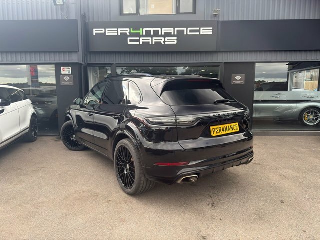 Porsche Cayenne 3.0 V6 E-hybrid 14.1Kwh Suv Plug-in Hyb BT64VKT Black #2