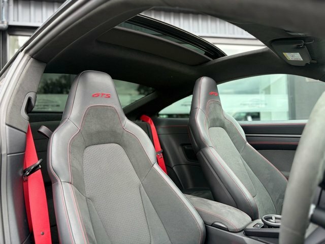 Porsche 911 Gts T-hybrid Pdk Grey #52