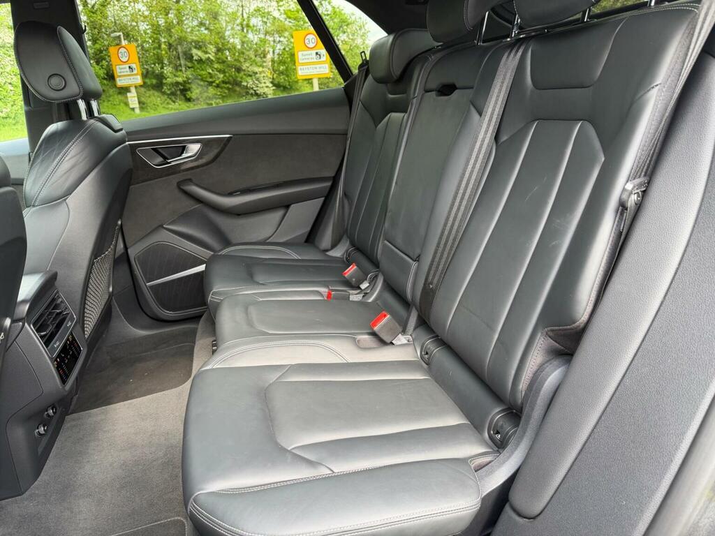 Audi Q8 3.0 Tfsi V6 55 Black Edition Tiptronic Quattro Eur LL71MZW Grey #6