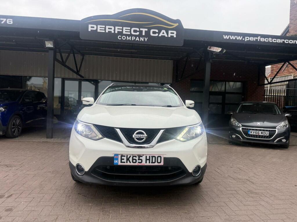 Nissan Qashqai 1.6 Dci Tekna Xtron 2Wd Euro 6 Ss 2015 EK65HDO White #4