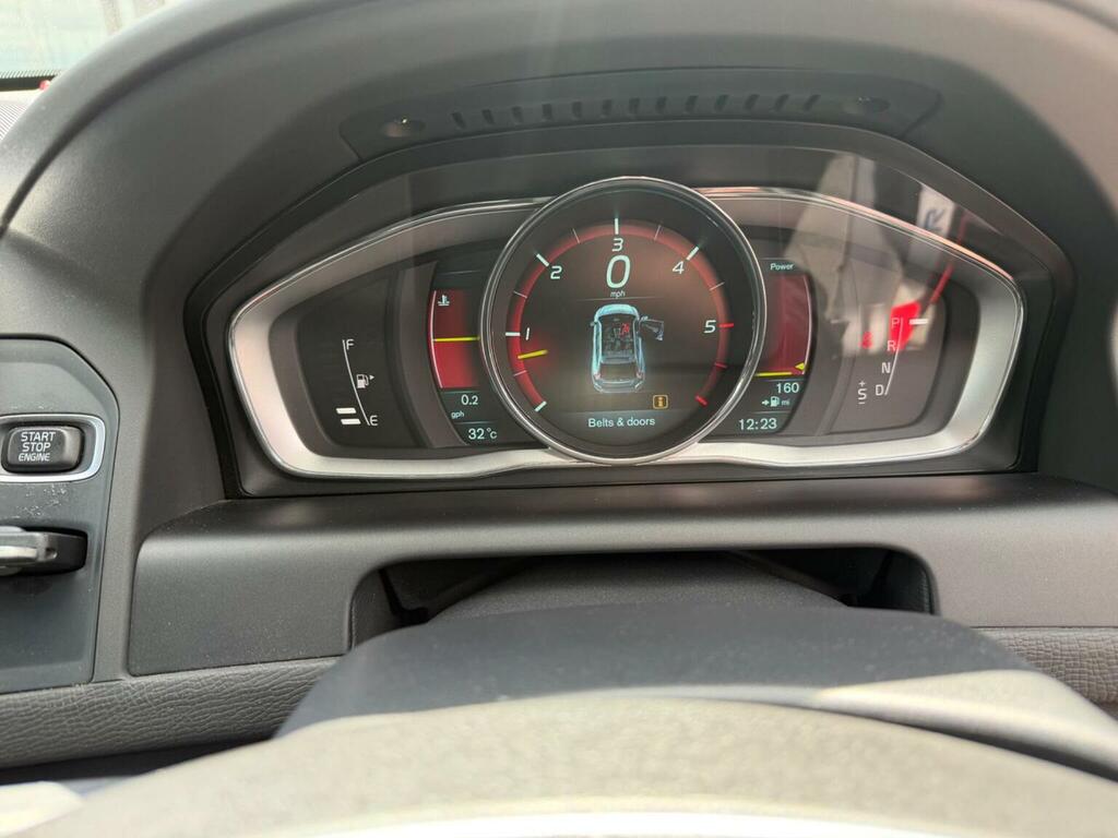 Volvo XC60 2.4 D4 R-design Awd Euro 5 Ss Red #33