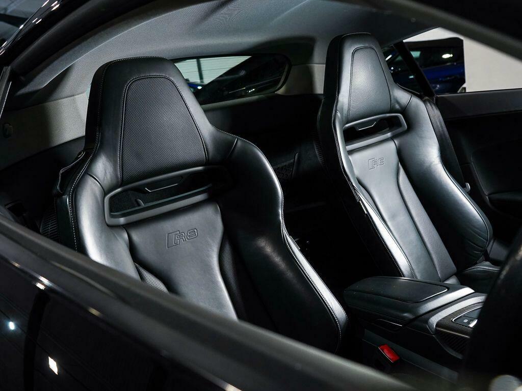 Audi R8 V10 Plus Quattro Blue #17