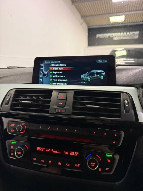 BMW 3 Series Saloon Grey #41
