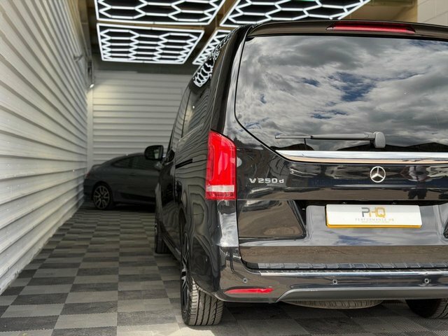 Mercedes-Benz V Class 2.1 V 250 D Amg Line XL 188 Bhp Black #23
