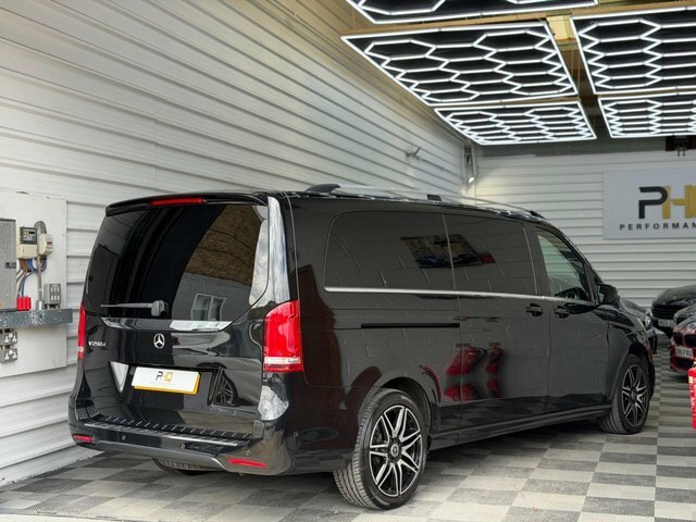 Mercedes-Benz V Class 2.1 V 250 D Amg Line XL 188 Bhp Black #2