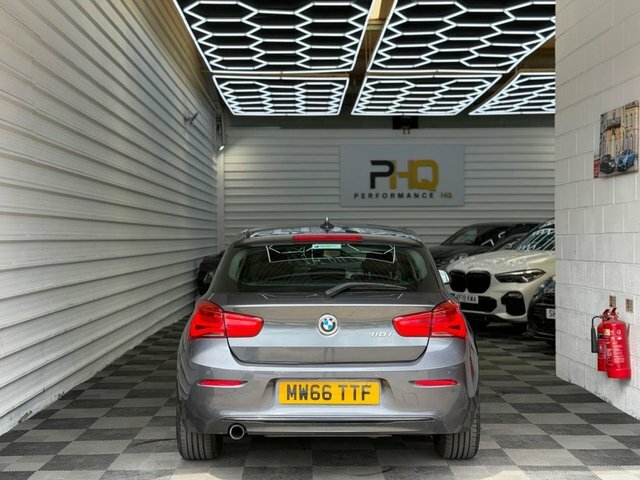 BMW 1 Series  Blue #18