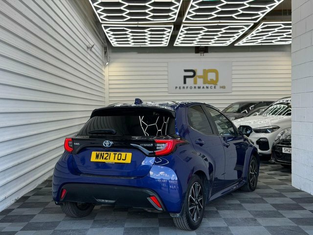 Toyota Yaris 2021 1.5 Vvt-h Design Hatchback Hybrid Blue #2