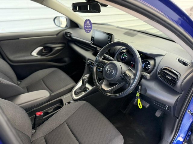 Toyota Yaris 2021 1.5 Vvt-h Design Hatchback Hybrid Blue #3