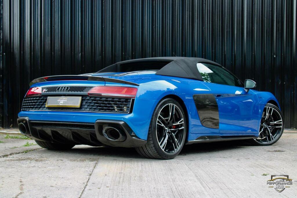 Audi R8 Coupe Black #41