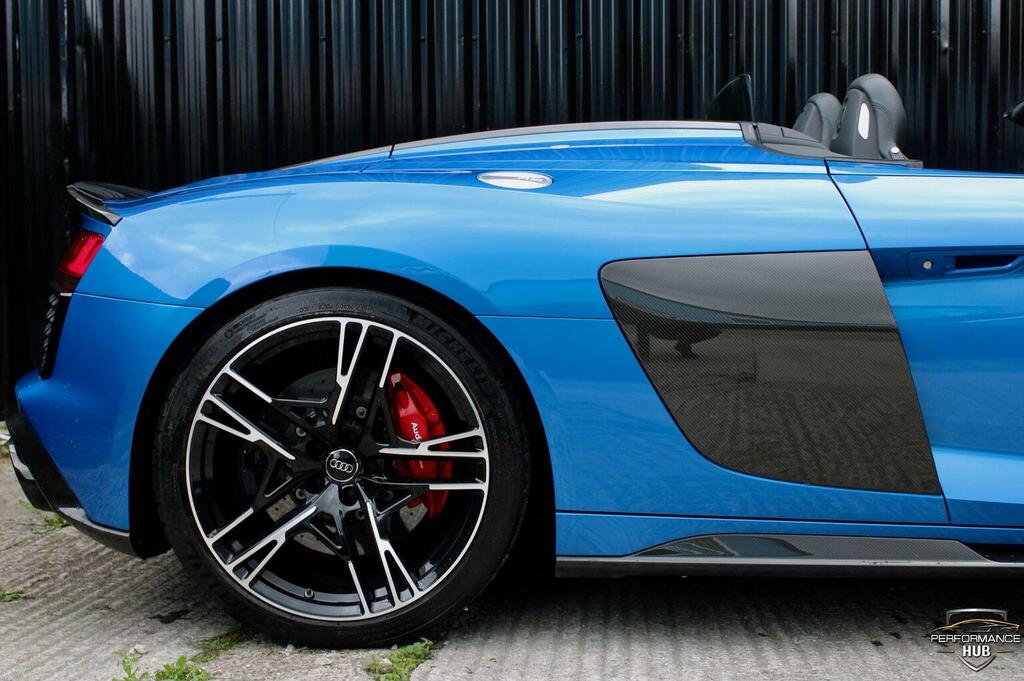 Audi R8 Coupe Black #62
