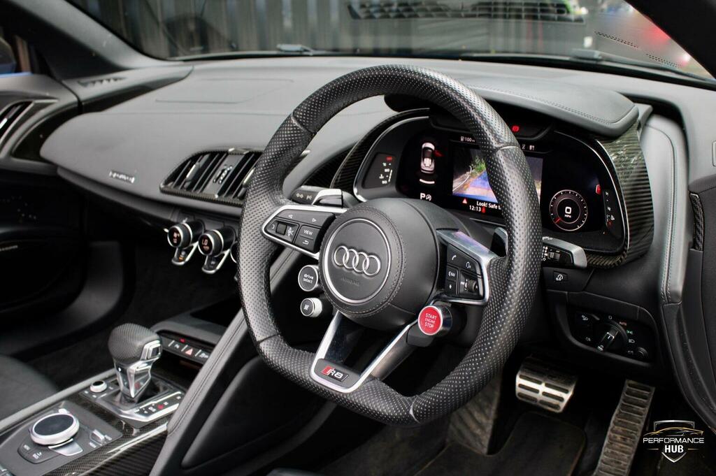 Audi R8 Coupe Black #45