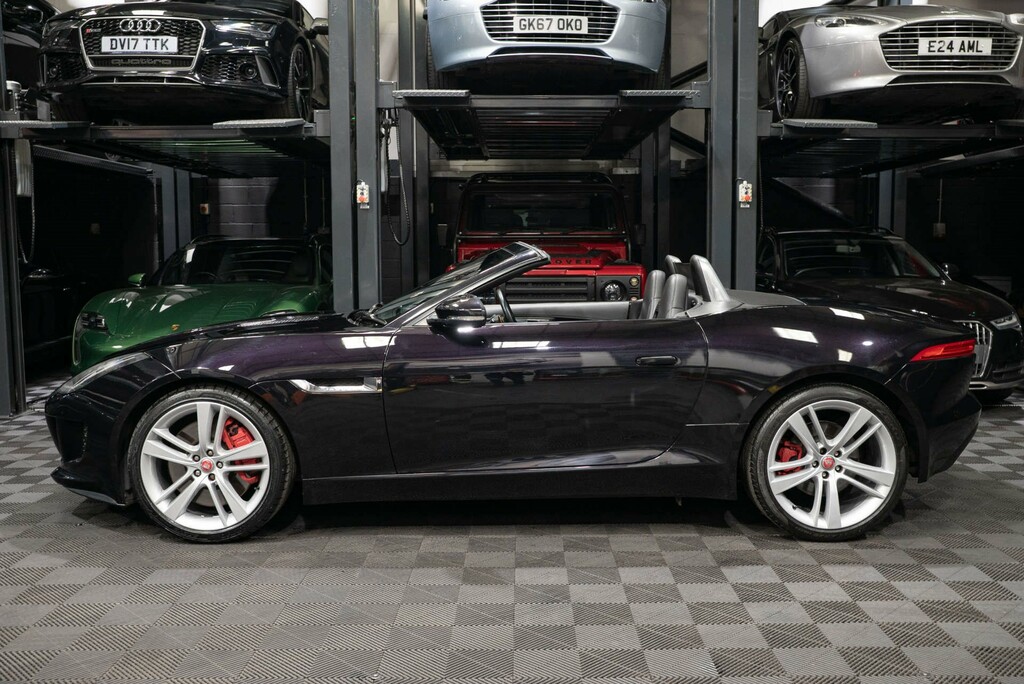 Jaguar F-Type V6 Red #9