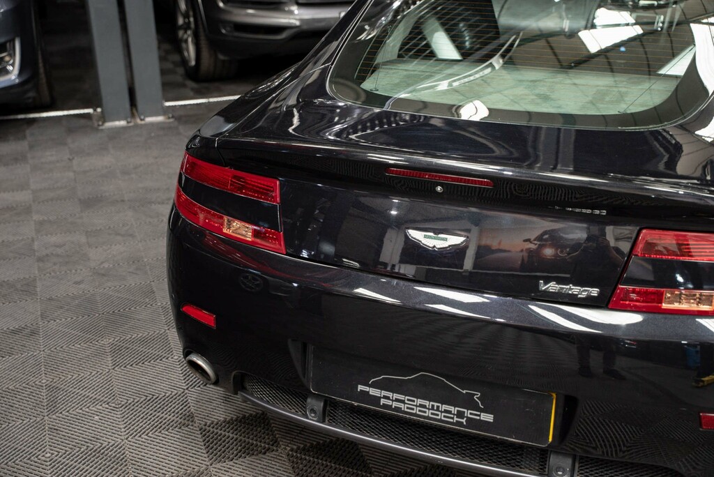 Aston Martin Vantage 4.3 Vantage V8 Blue #16