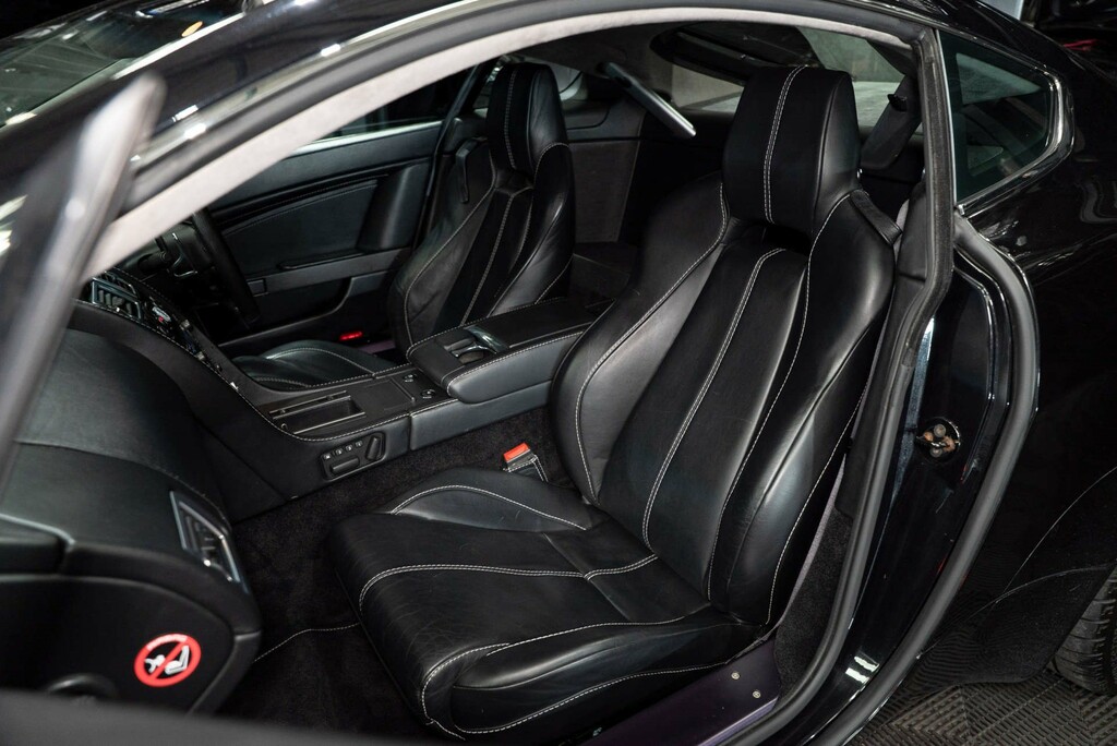 Aston Martin Vantage V8 Auto  #3