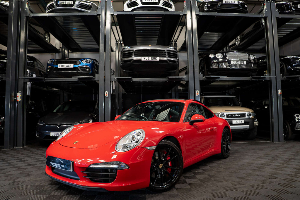 Porsche 911 Carrera S