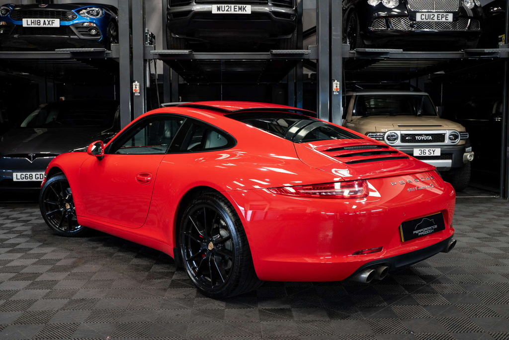 Porsche 911 Carrera S YS12NDD #2