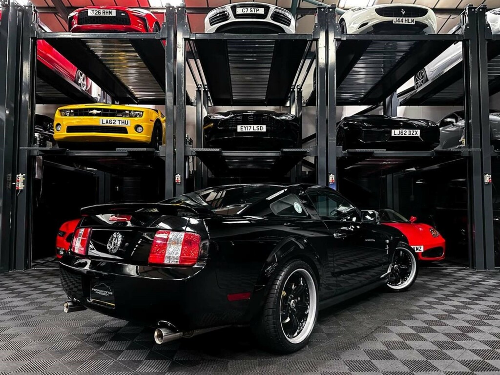 Ford Mustang V6 Gt Black #2