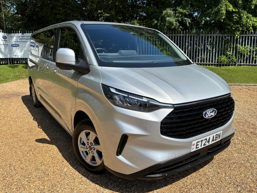 Ford Tourneo Custom Zetec 9 Silver