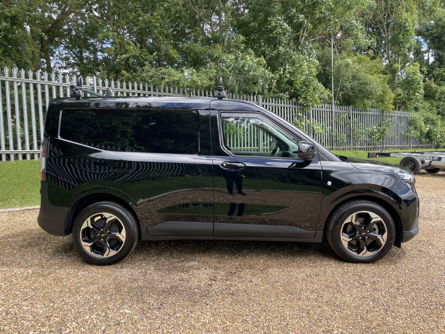Ford Transit Courier Limited Ev Black #3
