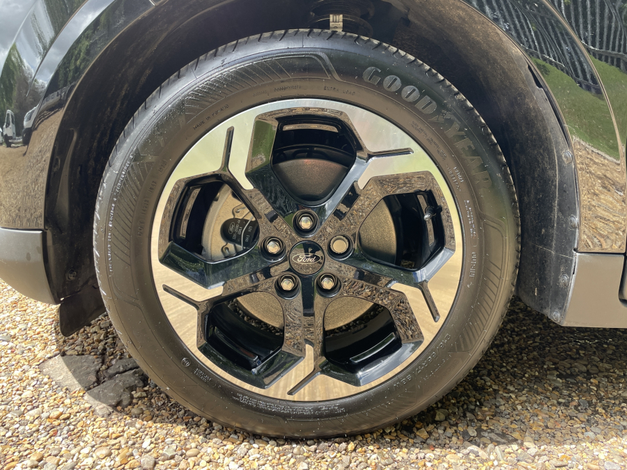 Ford Transit Courier Limited Ev Black #5