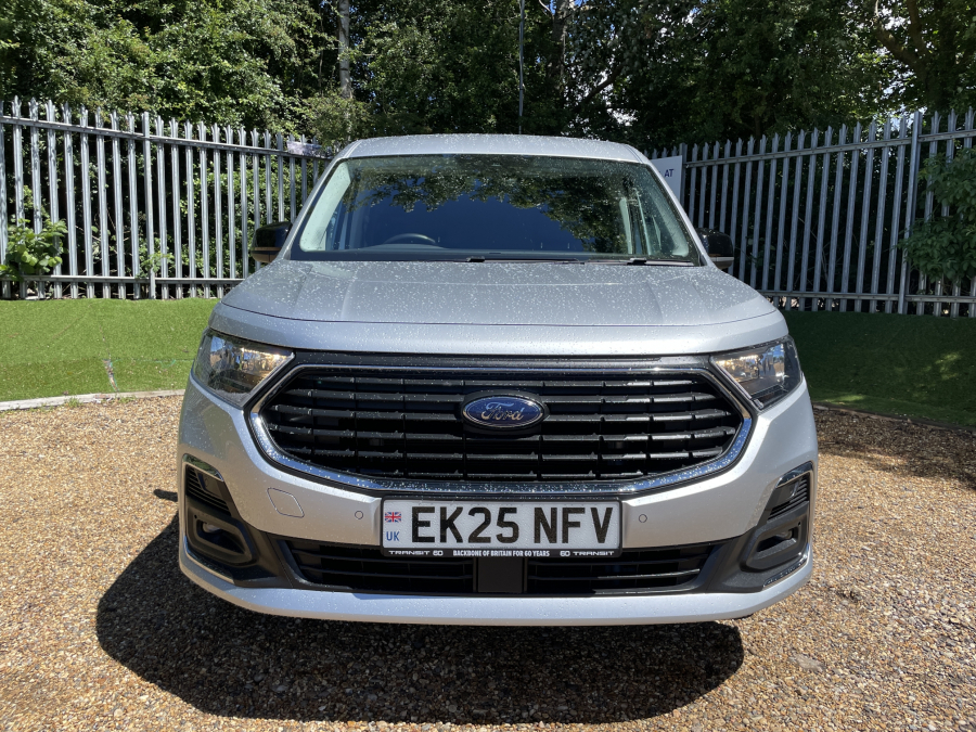Ford Transit Connect Limited L2 Black #2