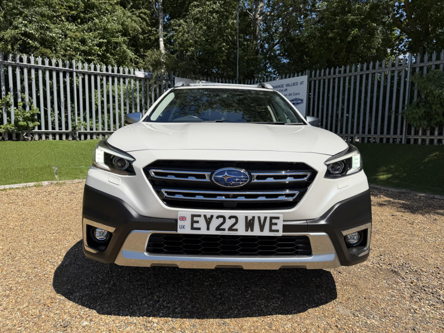 Subaru Outback 2.5I Touring White #2