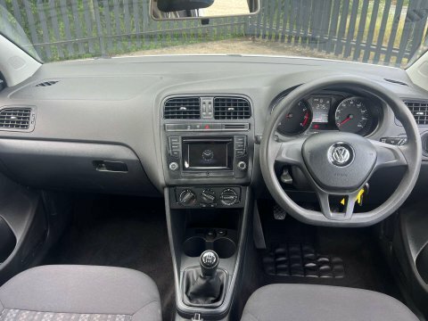 Volkswagen Polo 1.0 Polo S White #5