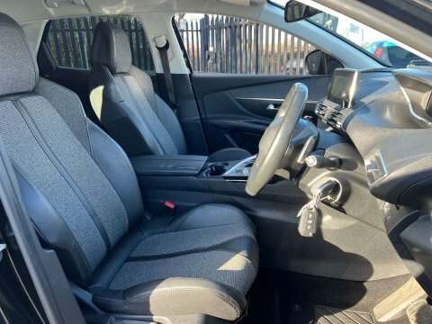 Peugeot 3008 1.6 3008 Allure BV17UFE Black #4