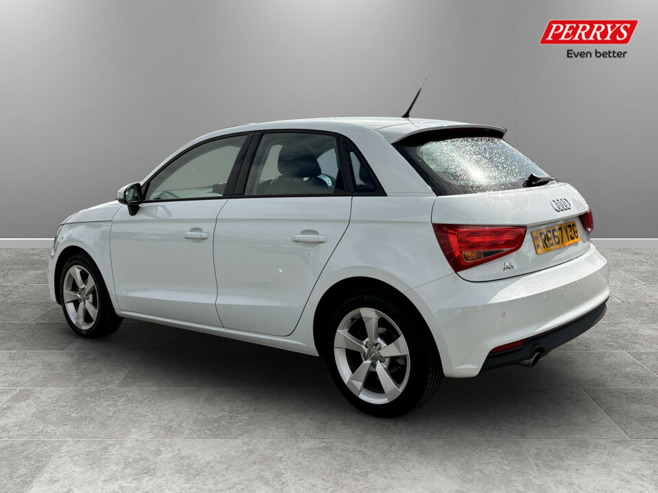Audi A1 1.0 Tfsi Sport RE67YZG White #5