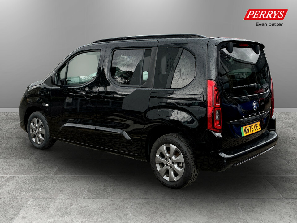 Vauxhall Combo-e Life 100Kw Ultimate 52Kwh Black #5
