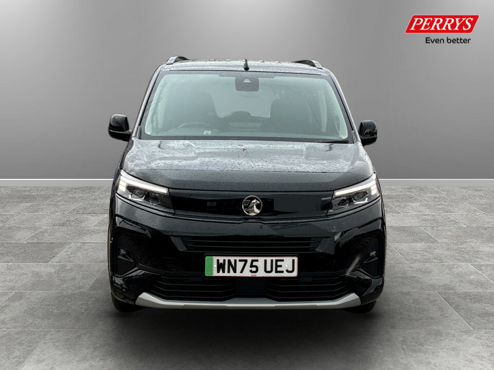 Vauxhall Combo-e Life 100Kw Ultimate 52Kwh Black #2