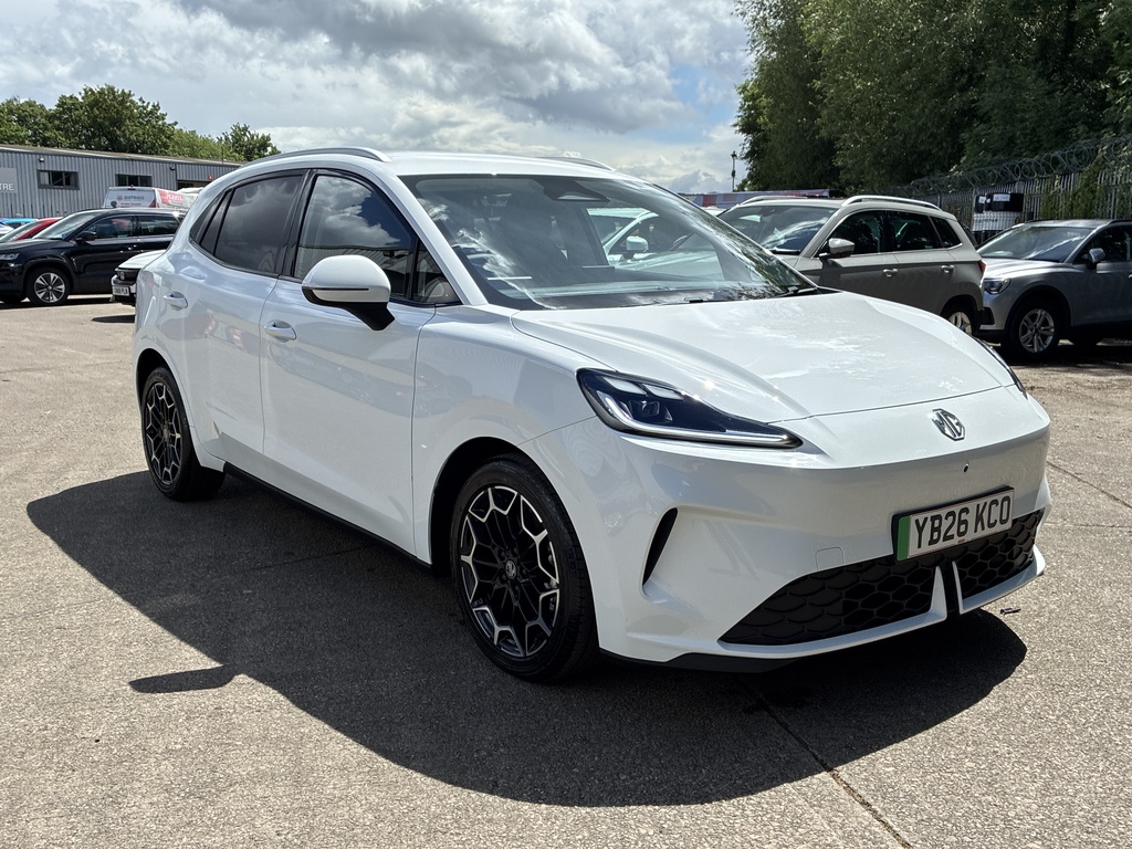 MG MG4 118Kw Premium Long Range 54Kwh YB26KCO White