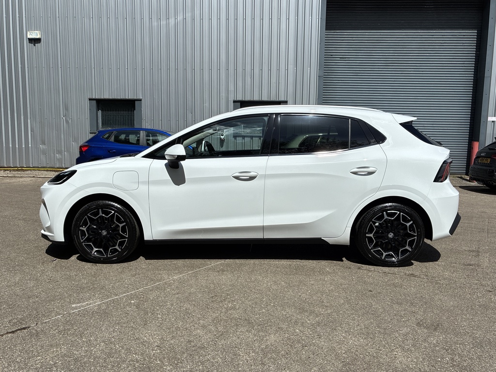MG MG4 118Kw Premium Long Range 54Kwh YB26KCO White #4