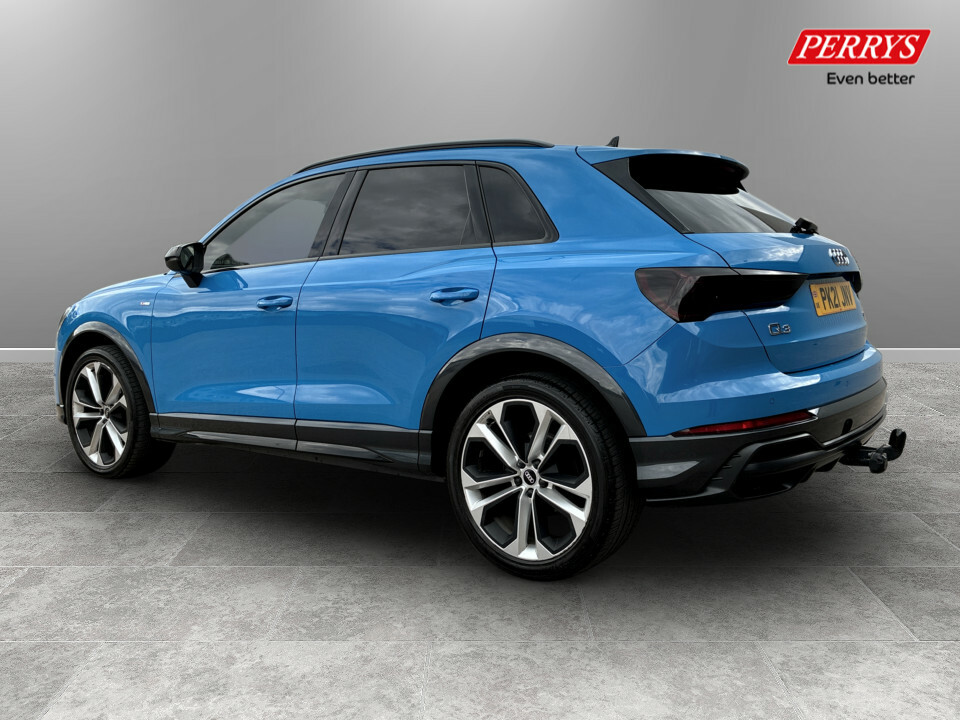 Audi Q3 35 Tfsi Black Edition S Tronic PK21JNV Blue #5