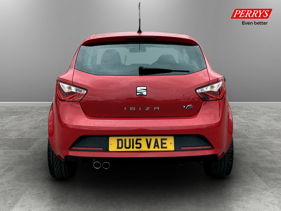 Seat Ibiza 1.4 Tsi Act Fr Black DU15VAE Red #6