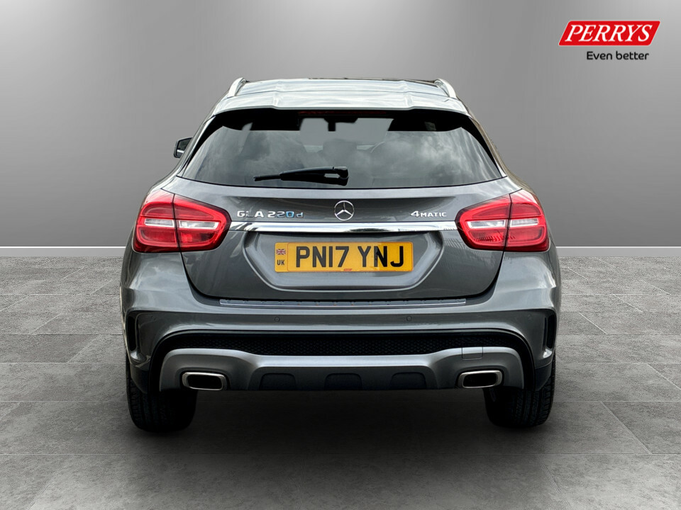 Mercedes-Benz GLA Class Gla 220D 4Matic Amg Line Premium PN17YNJ Grey #6