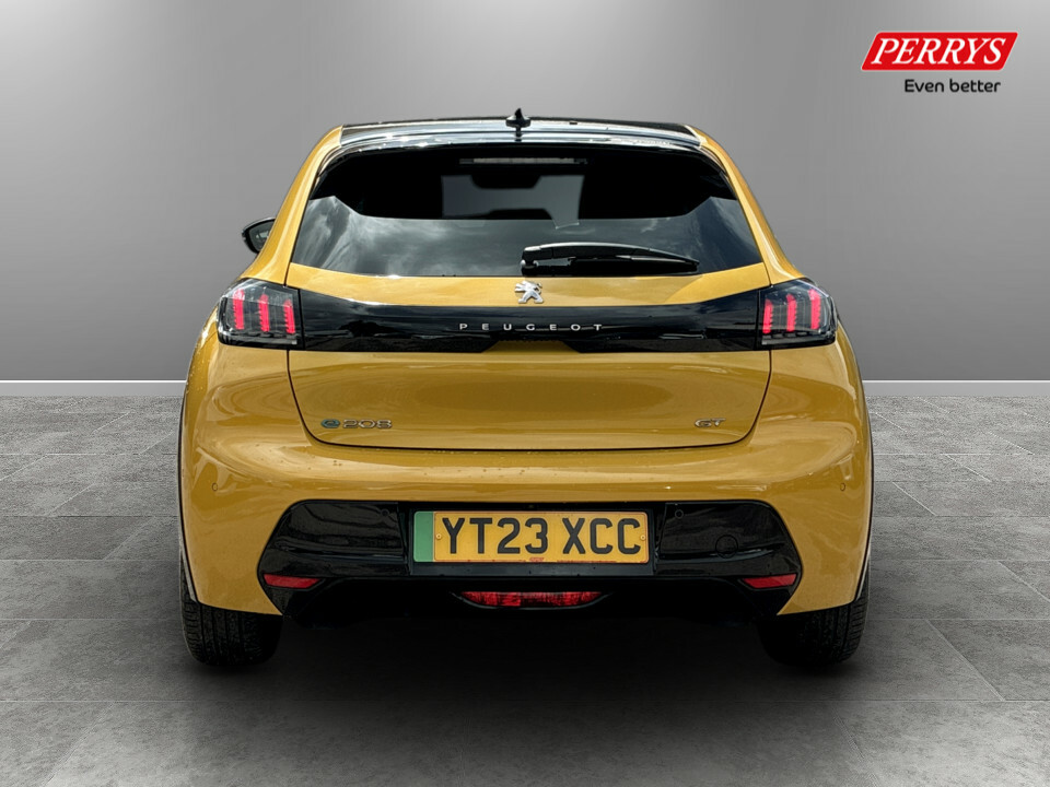 Peugeot e-208 100Kw Gt Premium 50Kwh YT23XCC Yellow #6