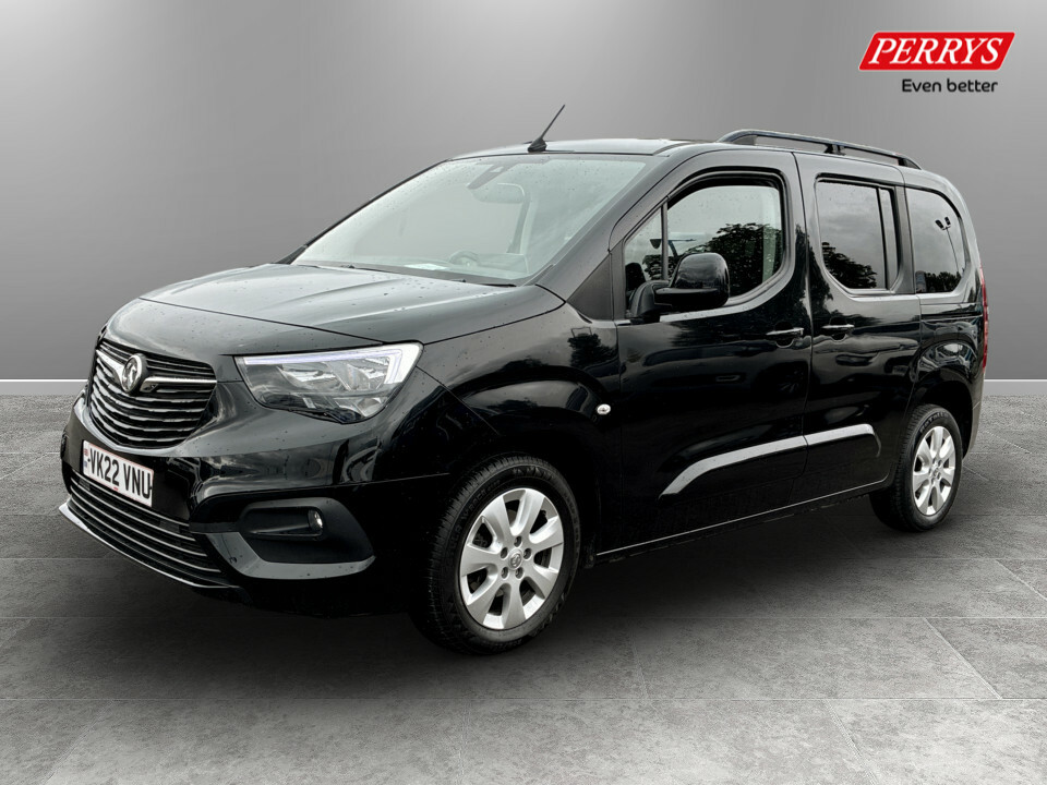 Vauxhall Combo Life 1.5 Turbo D Se VK22VNU Black #3