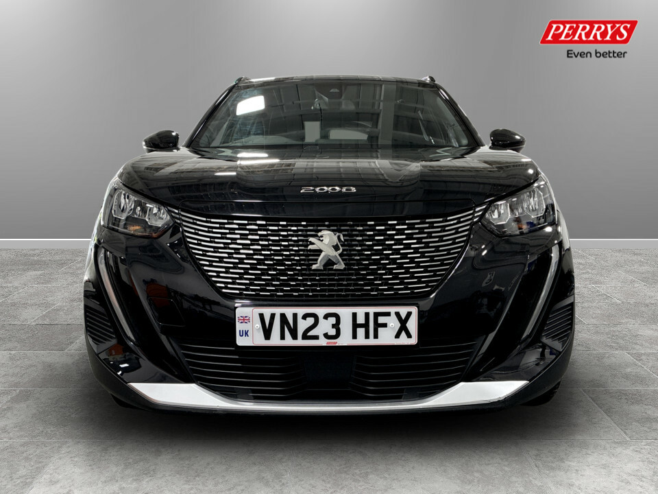 Peugeot 2008 1.2 Puretech 130 Allure Premium Eat8 VN23HFX Black #2
