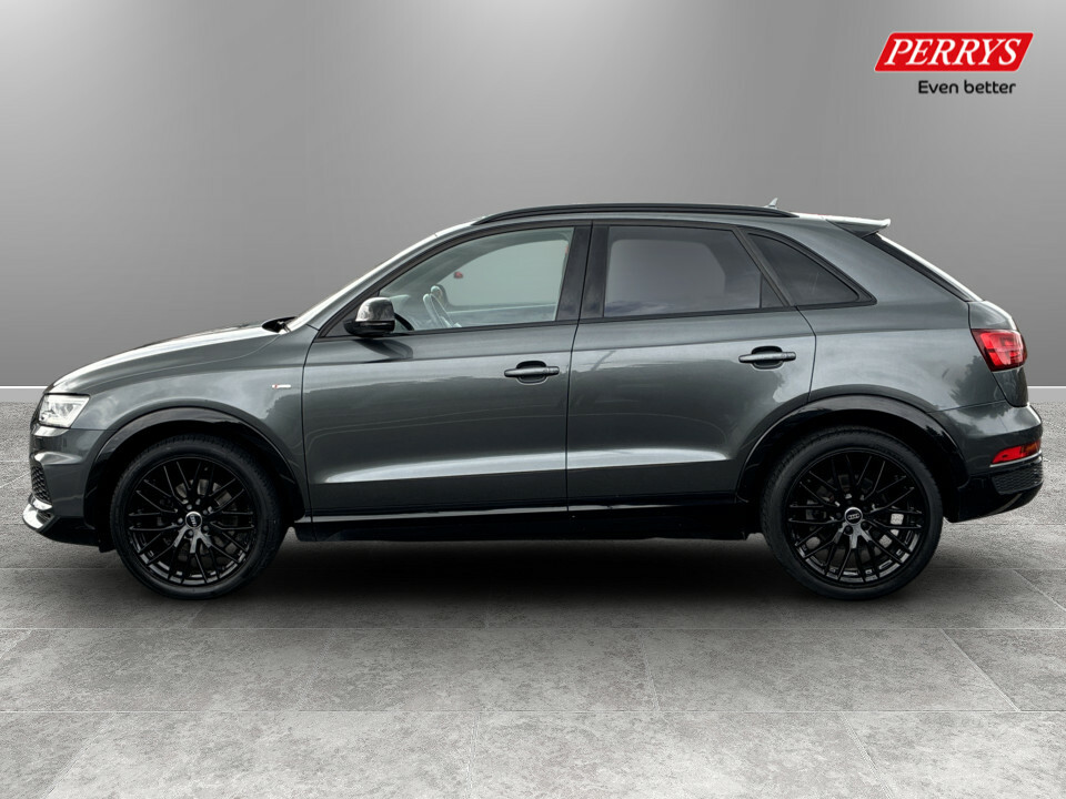Audi Q3 2.0 Tdi Black Edition Grey #4