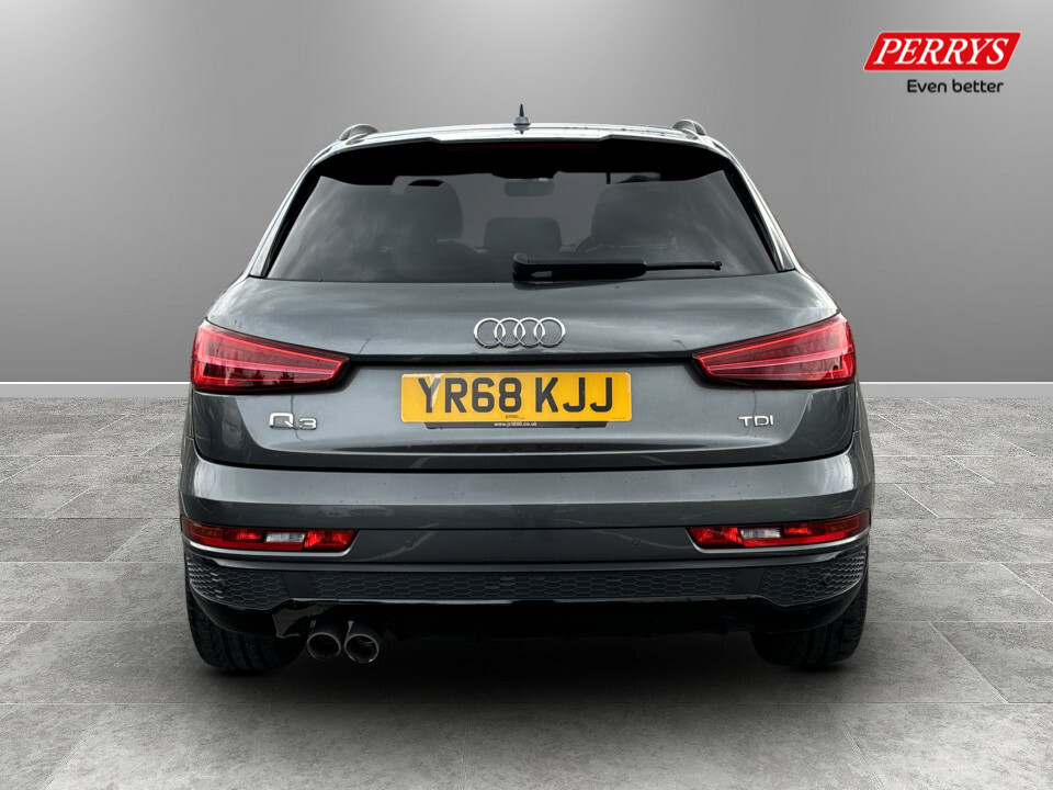 Audi Q3 2.0 Tdi Black Edition Grey #6