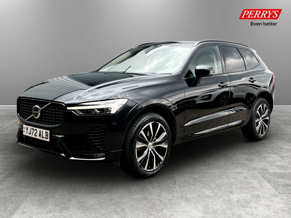 Volvo XC60 2.0 B5p Ultimate Dark Awd Geartronic Black #3