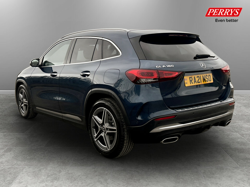 Mercedes-Benz GLA Class Gla 180 Amg Line Premium Plus RA21NSO Blue #5