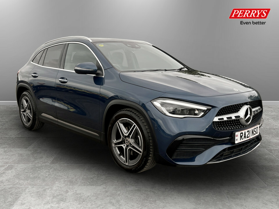 Mercedes-Benz GLA Class Gla 180 Amg Line Premium Plus Blue