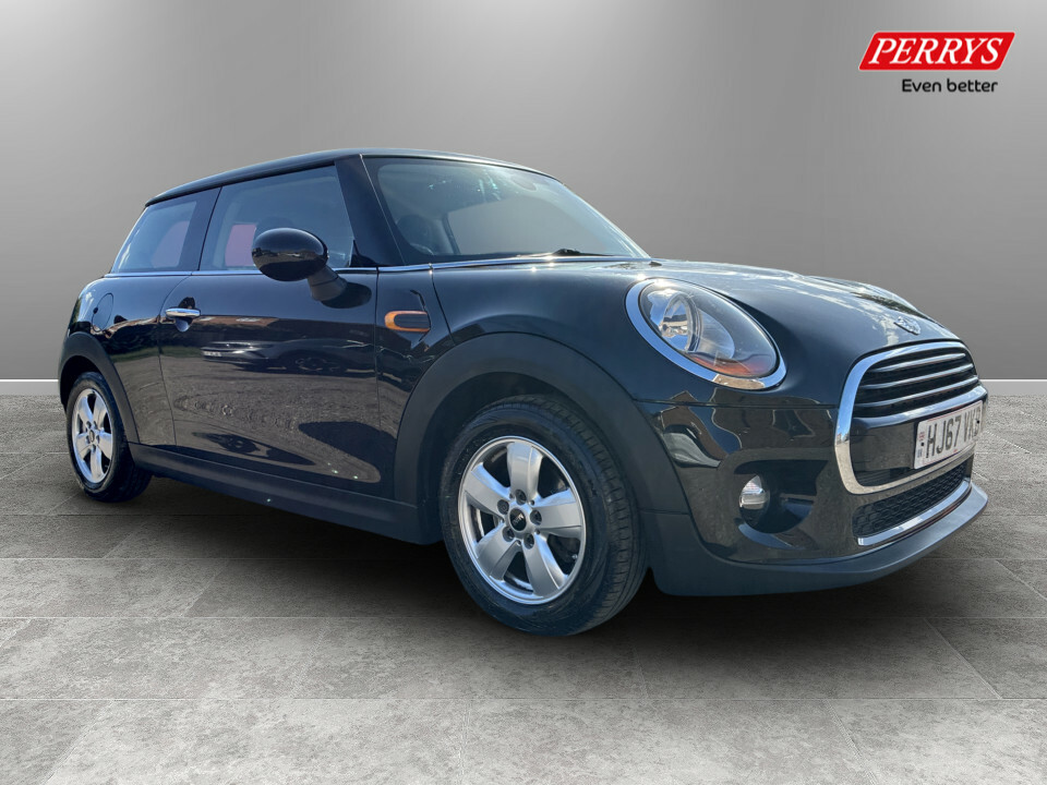 Mini Hatch 1.5 Cooper Black
